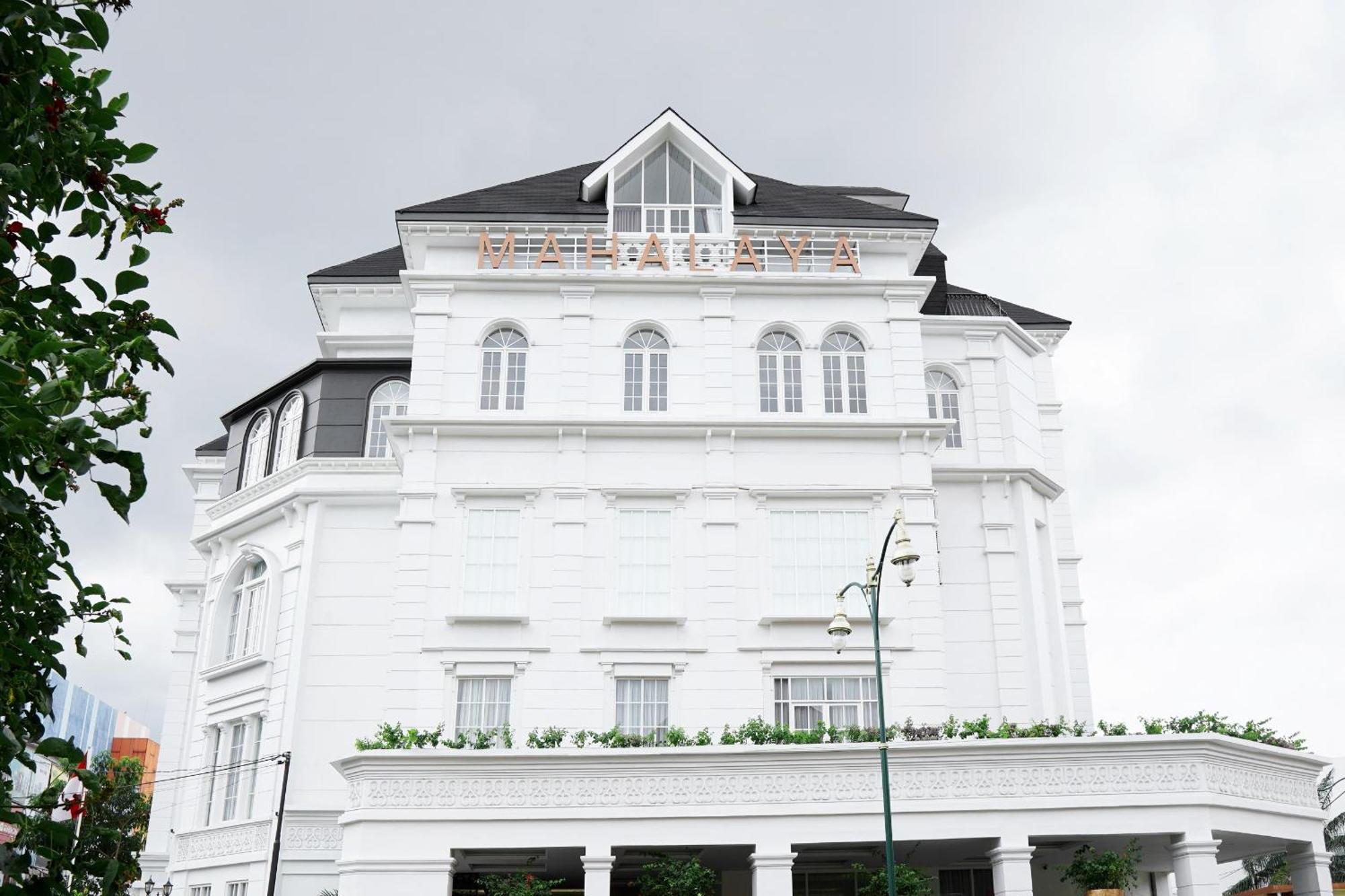 Mahalaya The Legacy Hotel Solo Exteriér fotografie